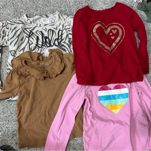 SOLD  Toddler 4T clothes large bundle - Picture 5 of 7